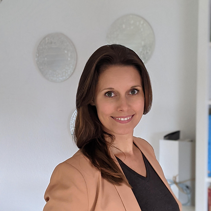 Claudia Sharp Profile Picture